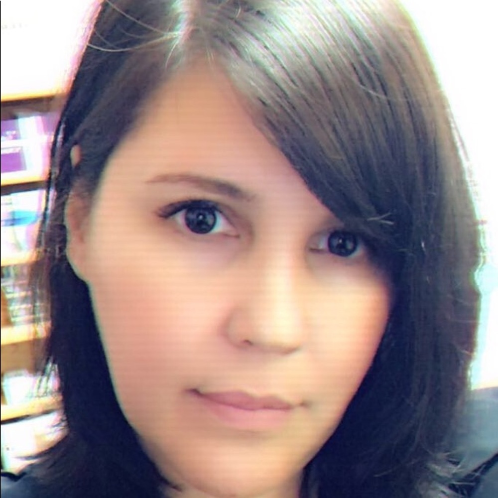 Meet your Posher, Carina